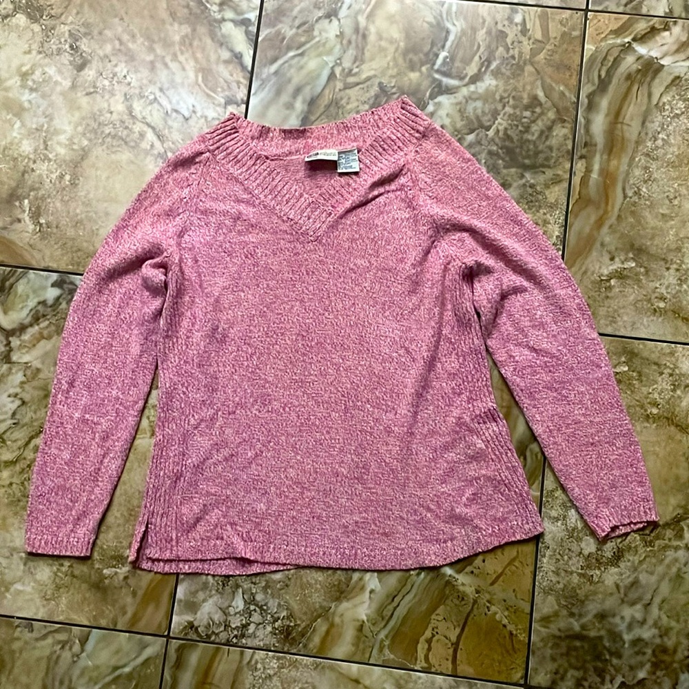 Vintage Pink Sweater #vintage #thrifted